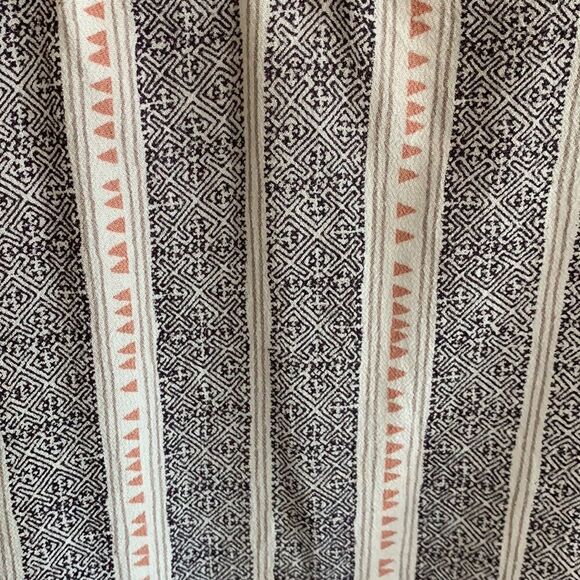 Breezy Striped Blouse - Picture 3 of 9